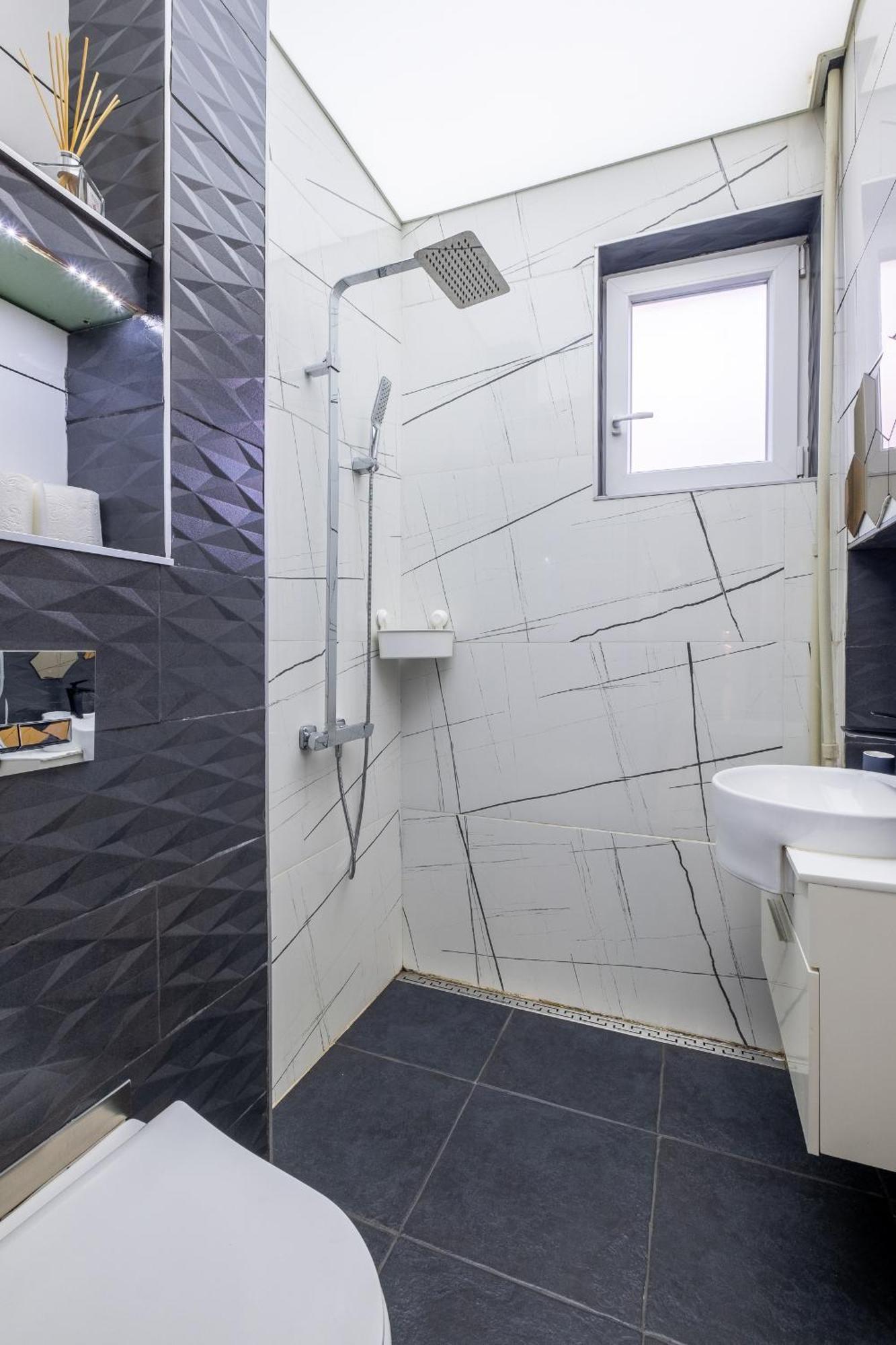 Modern , Spacious 2Br Apartment In Top Center Sofya Dış mekan fotoğraf