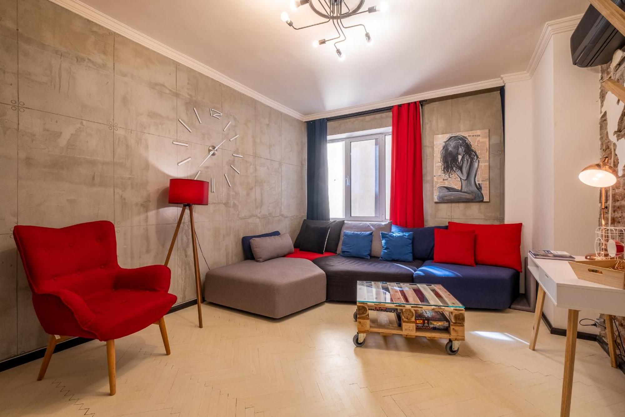 Modern , Spacious 2Br Apartment In Top Center Sofya Dış mekan fotoğraf